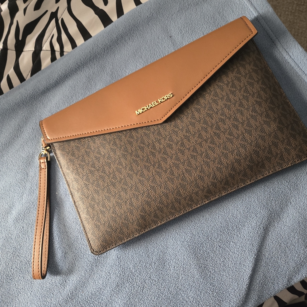 NWOT Michael Kors Tan and Brown Envelope Clutch